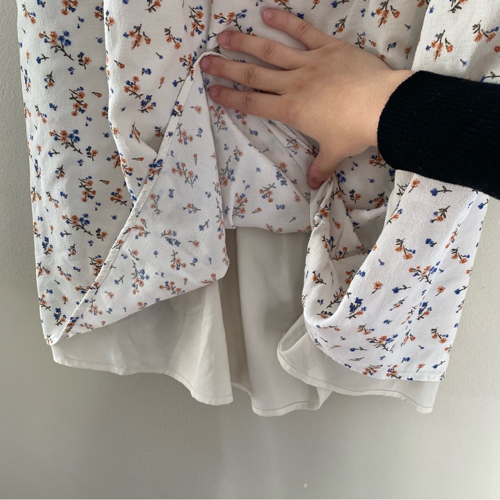 AMERICAN EAGLE Floral Button-Up Silt Midi Skirt Size Medium - Picture 6 of 8